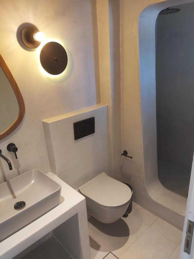 Villa Roussa City Center Fira  Bagian luar foto