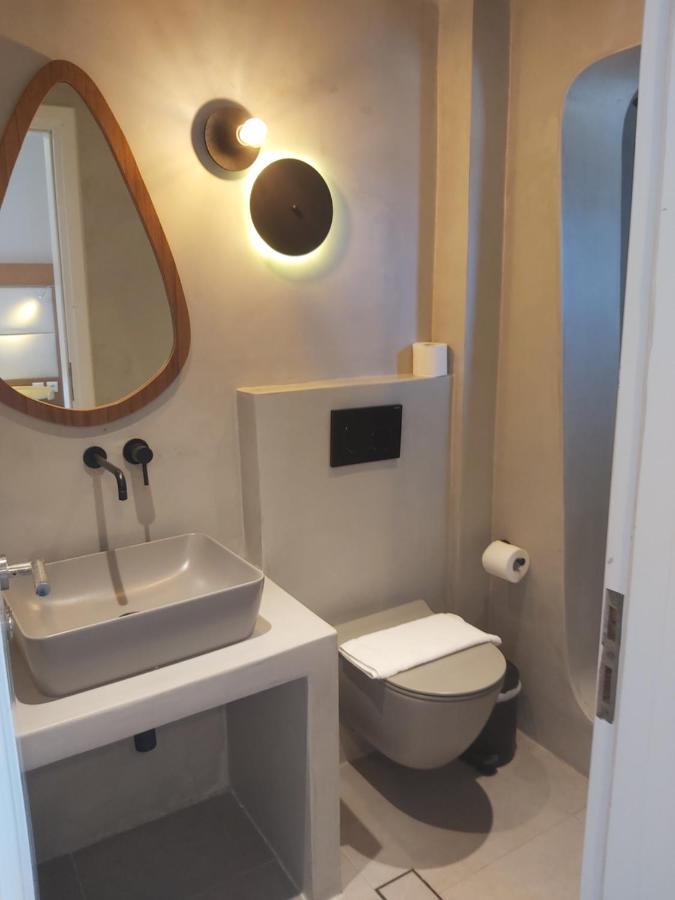 Villa Roussa City Center Fira  Bagian luar foto