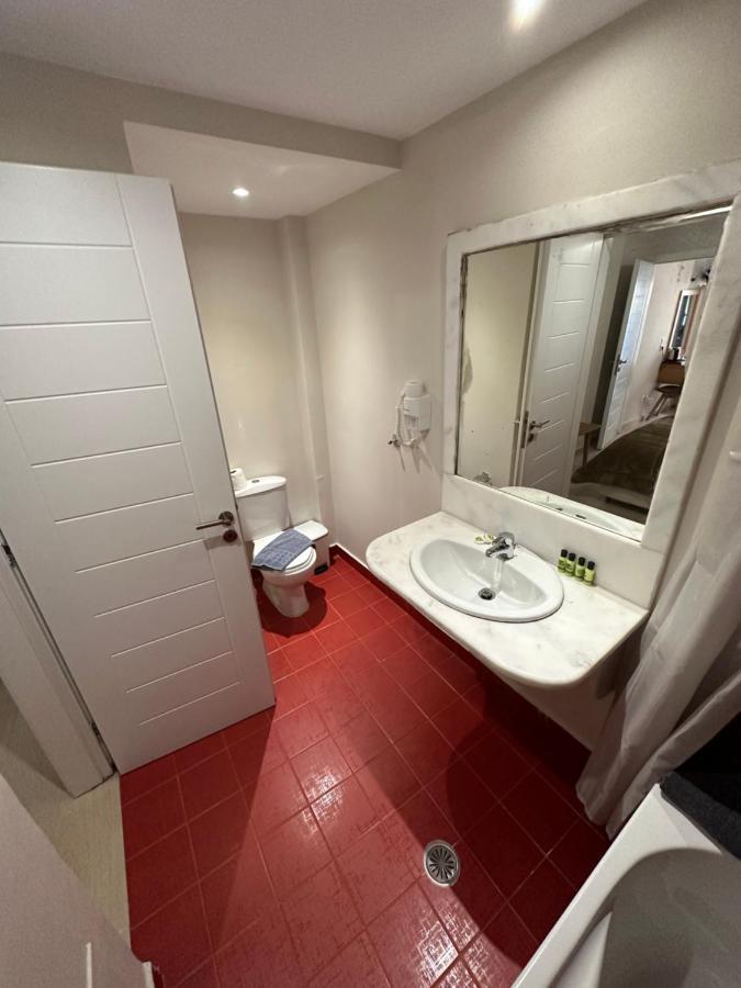 Villa Roussa City Center Fira  Bagian luar foto