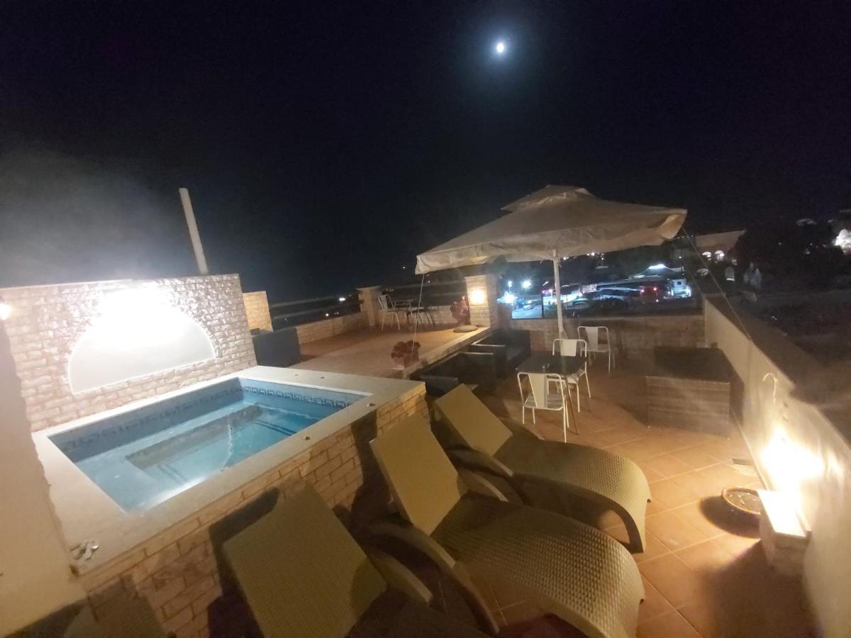 Villa Roussa Fira  Bagian luar foto